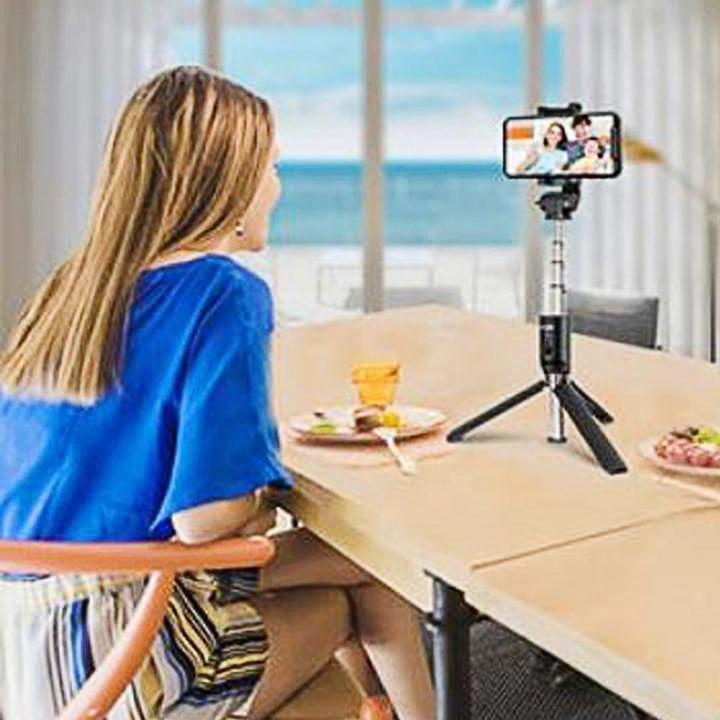 4 in 1 Wireless Bluetooth Selfie Stick